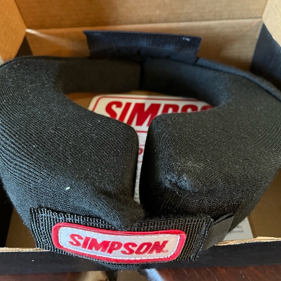 Simpson Black Restraint System - Picture 4 of 5